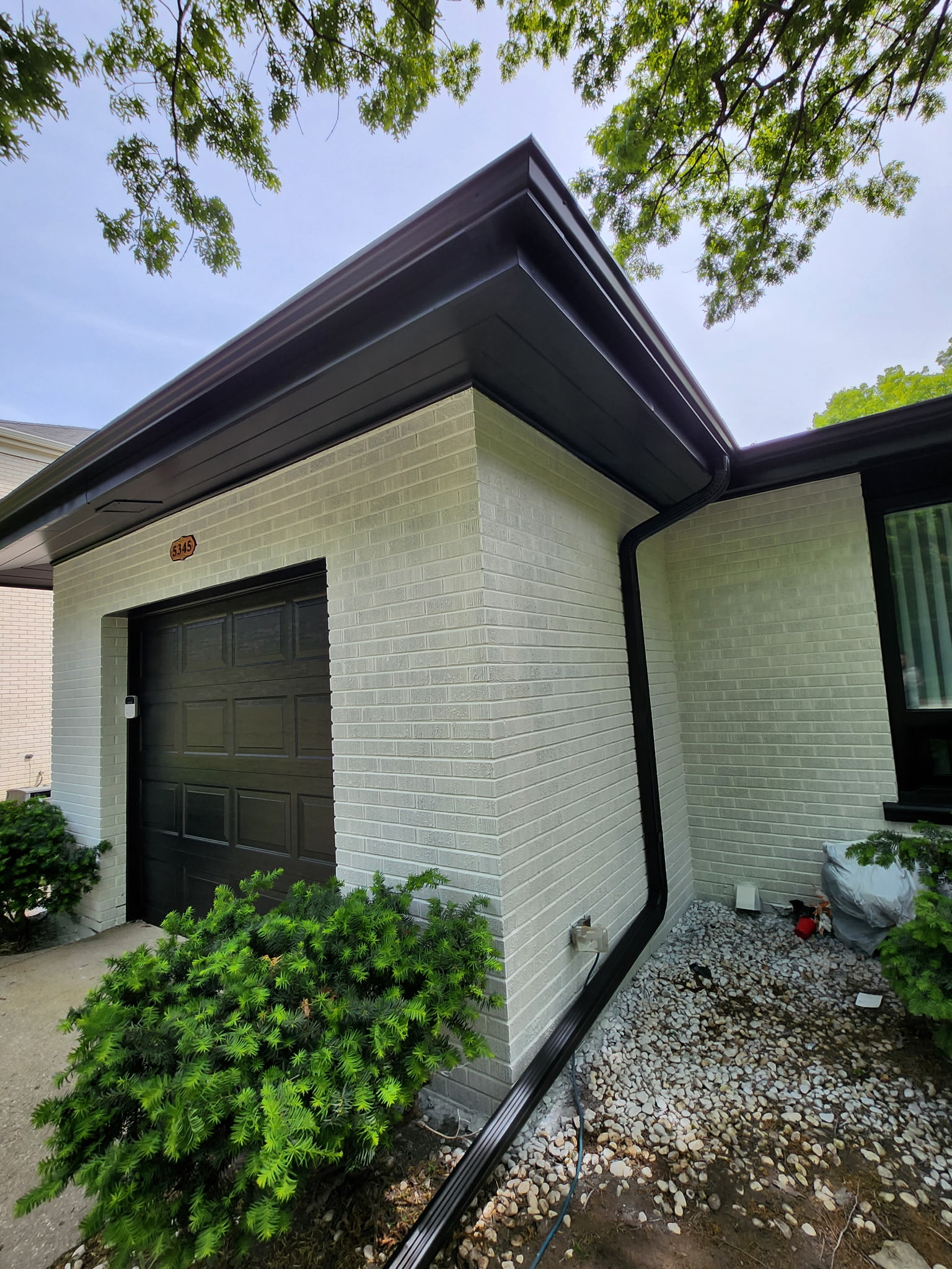Skokie residence painting project photo 10