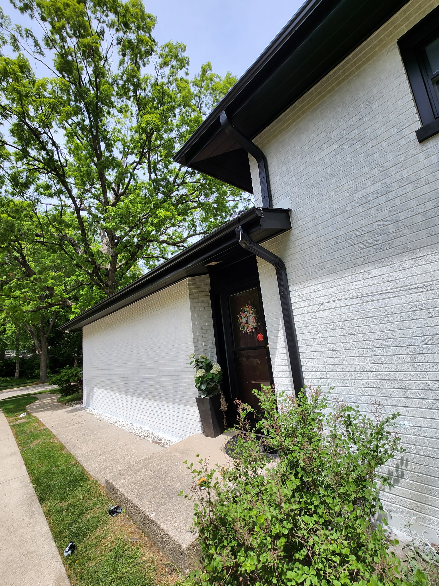 Skokie residence painting project photo 15